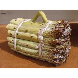 1950s Bordallo Pinheiro Majolica Figural Asparagus Tureen Server Portugal